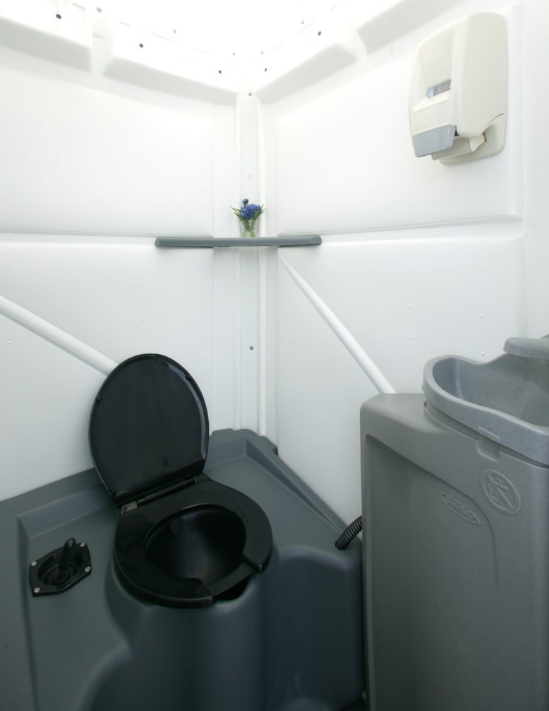 Flushable Portable Restrooms » A to Z Party Rental, PA