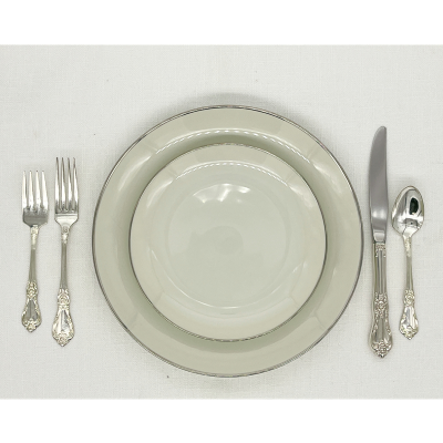 Platinum Feast Package place setting